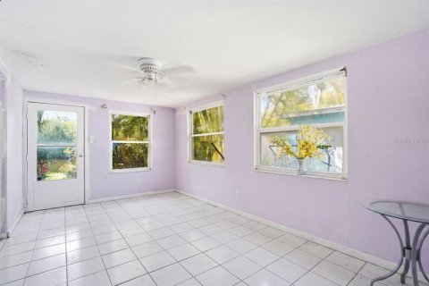 House in South Pasadena, Florida 3 bedrooms, 109.81 sq.m. № 2105104 - photo 16