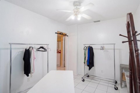 House in South Pasadena, Florida 3 bedrooms, 109.81 sq.m. № 2105104 - photo 13