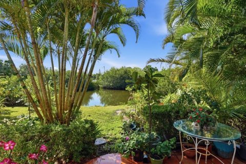 House in South Pasadena, Florida 3 bedrooms, 109.81 sq.m. № 2105104 - photo 3