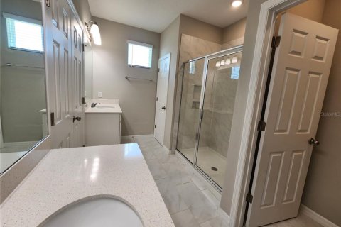 House in Winter Garden, Florida 4 bedrooms, 204.76 sq.m. № 2376755 - photo 13