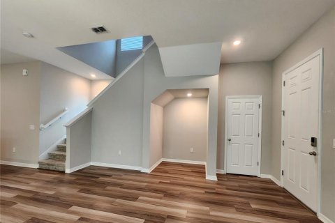 House in Winter Garden, Florida 4 bedrooms, 204.76 sq.m. № 2376755 - photo 5