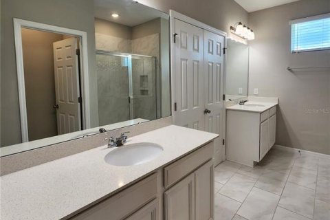 House in Winter Garden, Florida 4 bedrooms, 204.76 sq.m. № 2376755 - photo 12