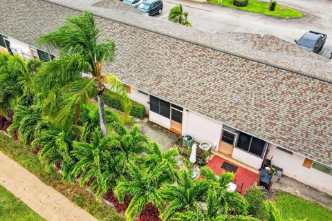 Condo in West Palm Beach, Florida, 2 bedrooms  № 2186586 - photo 26