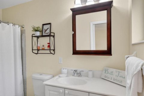 Condo in West Palm Beach, Florida, 2 bedrooms  № 2186586 - photo 18