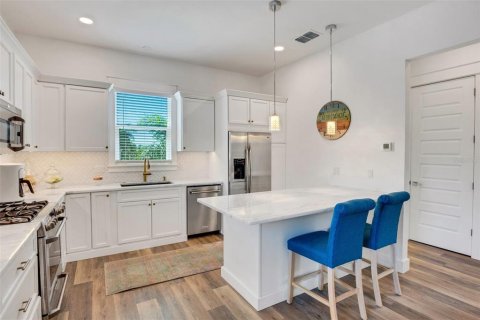 Apartamento en alquiler en Sarasota, Florida, 1 dormitorio, 69.68 m2 № 1555560 - foto 5