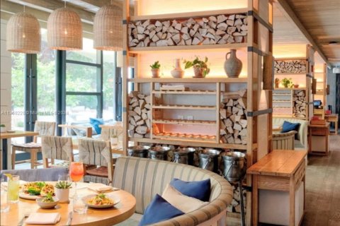 Condominio en venta en Miami Beach, Florida, 2 dormitorios, 159.79 m2 № 1985580 - foto 17