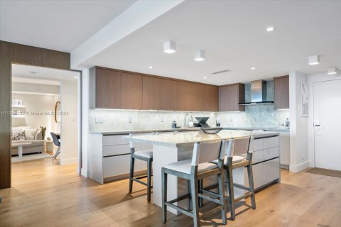 Condominio en venta en Miami Beach, Florida, 2 dormitorios, 159.79 m2 № 1985580 - foto 8