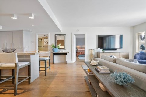 Condominio en venta en Miami Beach, Florida, 2 dormitorios, 159.79 m2 № 1985580 - foto 9