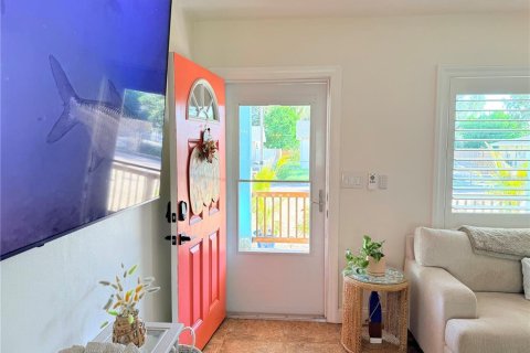 Casa en venta en Clearwater, Florida, 2 dormitorios, 68.38 m2 № 2385879 - foto 9