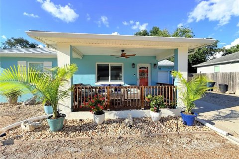 Casa en venta en Clearwater, Florida, 2 dormitorios, 68.38 m2 № 2385879 - foto 2