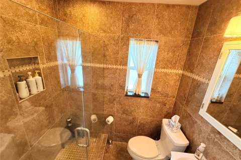 Casa en venta en Clearwater, Florida, 2 dormitorios, 68.38 m2 № 2385879 - foto 14