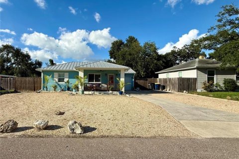 Casa en venta en Clearwater, Florida, 2 dormitorios, 68.38 m2 № 2385879 - foto 3