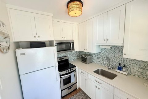 Casa en venta en Clearwater, Florida, 2 dormitorios, 68.38 m2 № 2385879 - foto 11