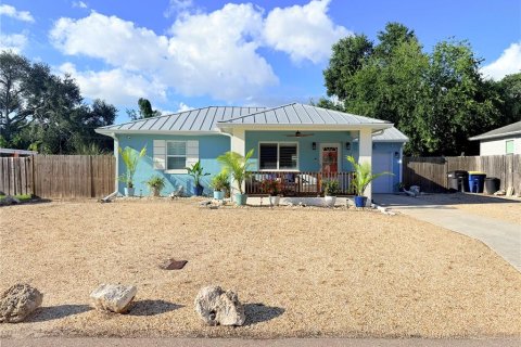 Casa en Clearwater, Florida 2 dormitorios, 68.38 m2 № 2385879