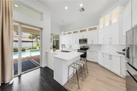 Casa en venta en Orlando, Florida, 4 dormitorios, 193.24 m2 № 1909966 - foto 13