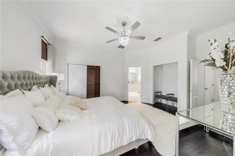 Casa en venta en Orlando, Florida, 4 dormitorios, 193.24 m2 № 1909966 - foto 22