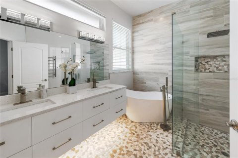 Casa en venta en Orlando, Florida, 4 dormitorios, 193.24 m2 № 1909966 - foto 25