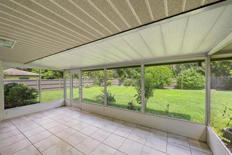 Villa ou maison à vendre à Sarasota, Floride: 4 chambres, 167.41 m2 № 2388364 - photo 16