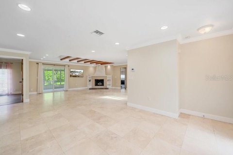Villa ou maison à vendre à Sarasota, Floride: 4 chambres, 167.41 m2 № 2388364 - photo 5