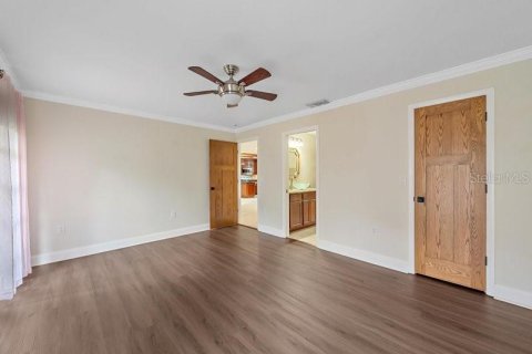 Villa ou maison à vendre à Sarasota, Floride: 4 chambres, 167.41 m2 № 2388364 - photo 12