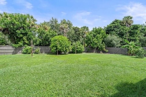 Villa ou maison à vendre à Sarasota, Floride: 4 chambres, 167.41 m2 № 2388364 - photo 4