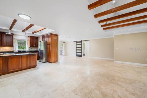 Villa ou maison à vendre à Sarasota, Floride: 4 chambres, 167.41 m2 № 2388364 - photo 8