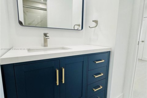 Townhouse in Hialeah, Florida 2 bedrooms, 116.13 sq.m. № 1969096 - photo 27