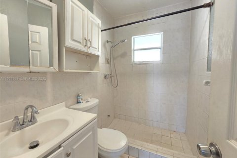 Casa en venta en Miami, Florida, 3 dormitorios, 93.74 m2 № 1994357 - foto 9