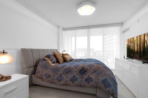 Condominio en venta en Miami Beach, Florida, 2 dormitorios, 105.44 m2 № 1454400 - foto 15