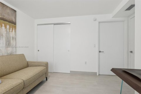 Condominio en venta en Miami Beach, Florida, 2 dormitorios, 105.44 m2 № 1454400 - foto 16