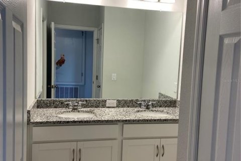 Townhouse in Wesley Chapel, Florida 3 bedrooms, 170.38 sq.m. № 2216544 - photo 22