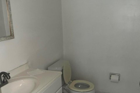 Condo in St. Lucie, Florida, 1 bedroom  № 2088052 - photo 6