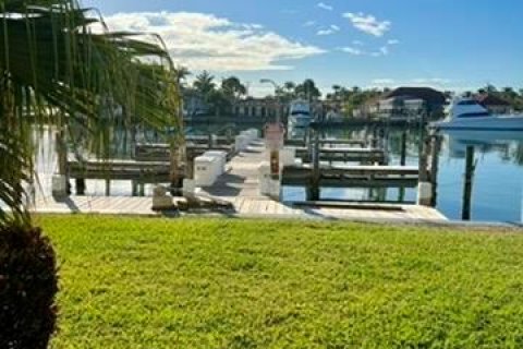 Condo in St. Lucie, Florida, 1 bedroom  № 2088052 - photo 20