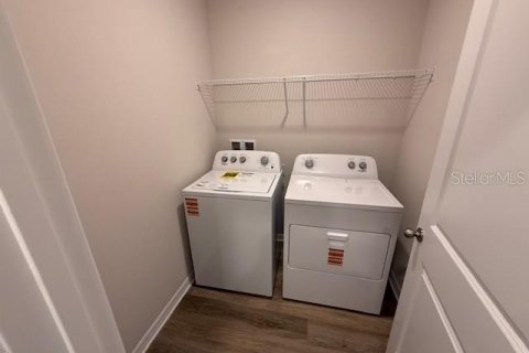 Casa en alquiler en Lakewood Ranch, Florida, 3 dormitorios, 155.33 m2 № 1909356 - foto 9