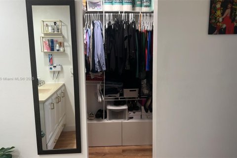 Condominio en venta en Miami, Florida, 2 dormitorios, 94.76 m2 № 1741802 - foto 14