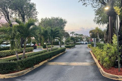 Condominio en venta en Miami, Florida, 2 dormitorios, 94.76 m2 № 1741802 - foto 4