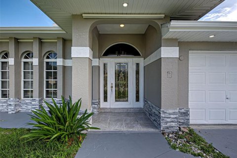 Casa en venta en Port Charlotte, Florida, 3 dormitorios, 204.85 m2 № 1831226 - foto 1