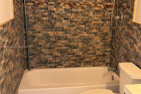 Condo in Boca Raton, Florida, 3 bedrooms  № 2012342 - photo 9