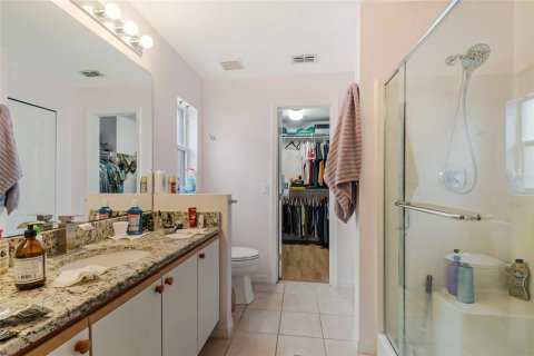 House in Kissimmee, Florida 2 bedrooms, 129.32 sq.m. № 2093820 - photo 23