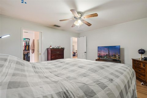 House in Kissimmee, Florida 2 bedrooms, 129.32 sq.m. № 2093820 - photo 22