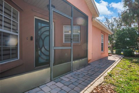 House in Kissimmee, Florida 2 bedrooms, 129.32 sq.m. № 2093820 - photo 30