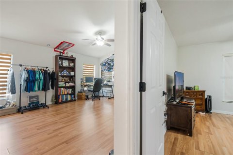 House in Kissimmee, Florida 2 bedrooms, 129.32 sq.m. № 2093820 - photo 20