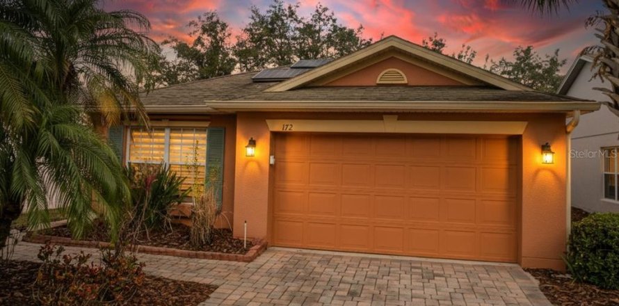House in Kissimmee, Florida 2 bedrooms, 129.32 sq.m. № 2093820