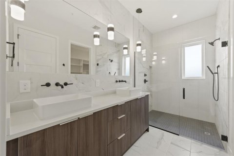 Townhouse in Winter Park, Florida 3 bedrooms, 191.66 sq.m. № 1063945 - photo 22