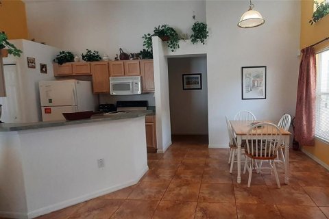 House in Kissimmee, Florida 4 bedrooms, 143.26 sq.m. № 1723733 - photo 11