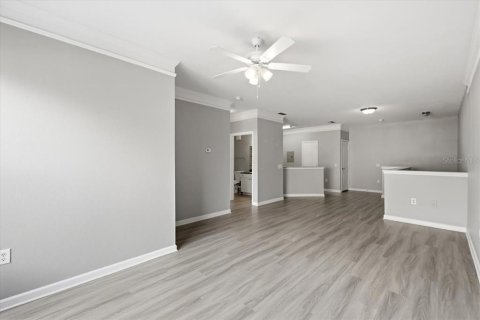 Condo in Orlando, Florida, 1 bedroom  № 2116308 - photo 8