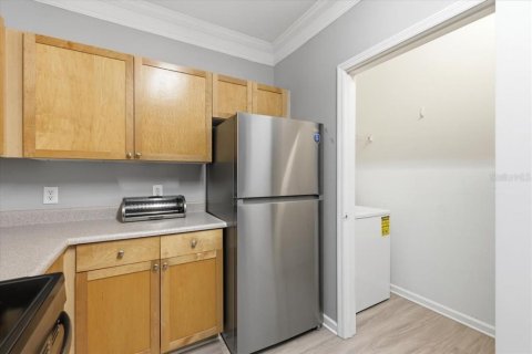 Condo in Orlando, Florida, 1 bedroom  № 2116308 - photo 16