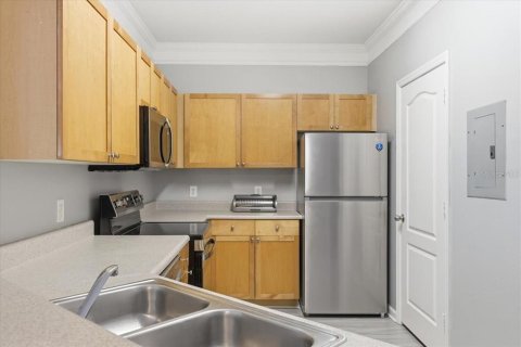 Condo in Orlando, Florida, 1 bedroom  № 2116308 - photo 5