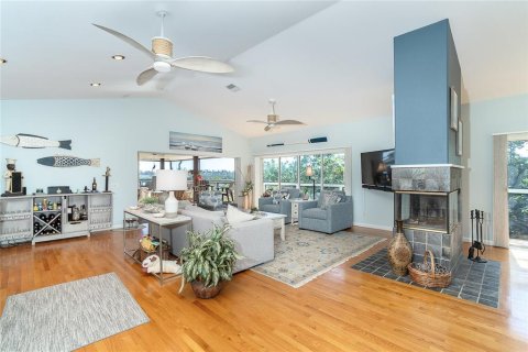 Villa ou maison à vendre à Placida, Floride: 3 chambres, 274.25 m2 № 1562624 - photo 11