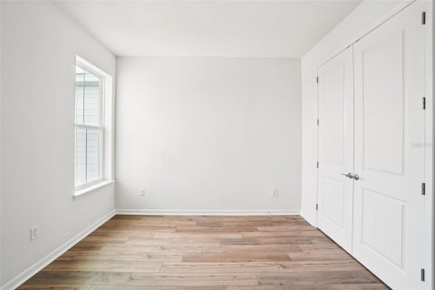 Townhouse in San Antonio, Florida 3 bedrooms, 166.11 sq.m. № 1844316 - photo 29